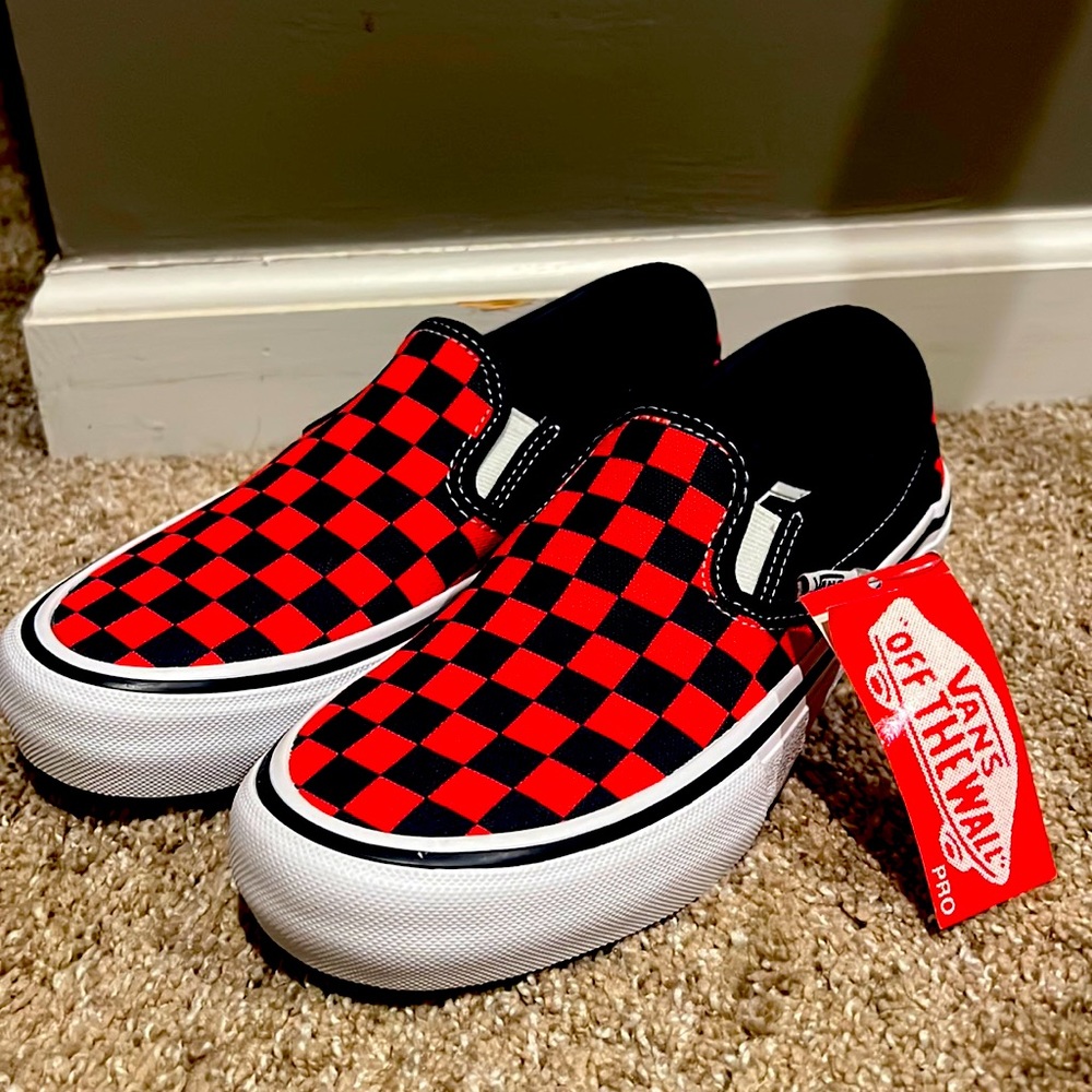 NWOB Vans Classic Checkerboard Slip on - 5